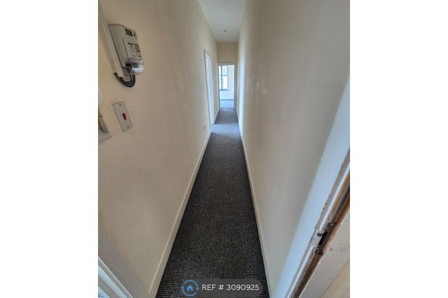 Freeman St, Grimsby photo 3
