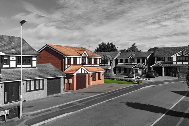 4-bed detached on 3, Belfry Close, Walsall, £450,000