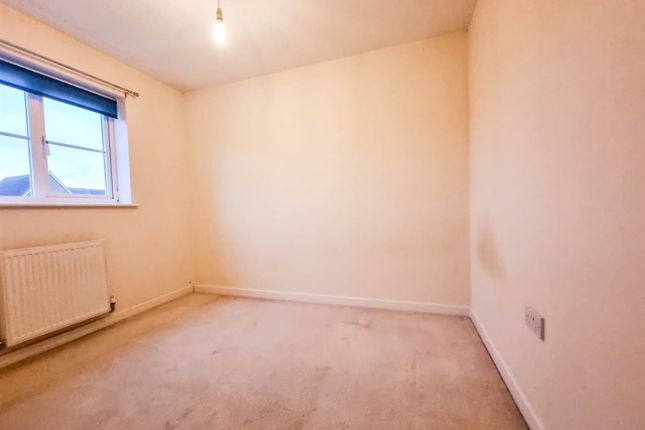 Property to rent in Samuel Drive, Kemsley, Sittingbourne