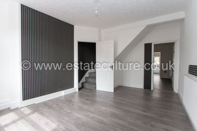 52 Oldbury Road, Nuneaton photo 3