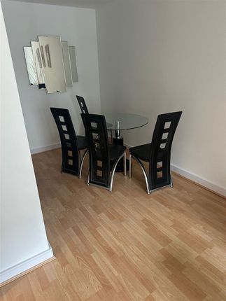 2-bed flat on Apartment 130, 14, Westgate Apartments, London, £2,050/mo