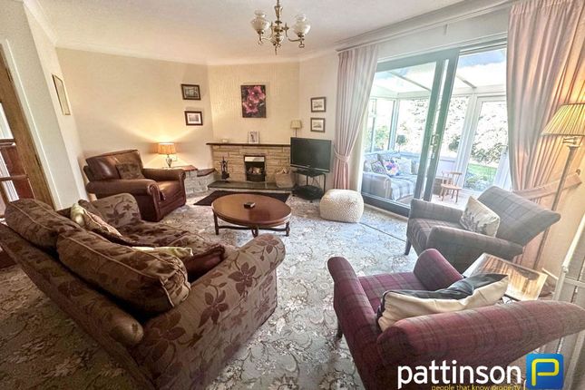 8, Queensway, Crook photo 4