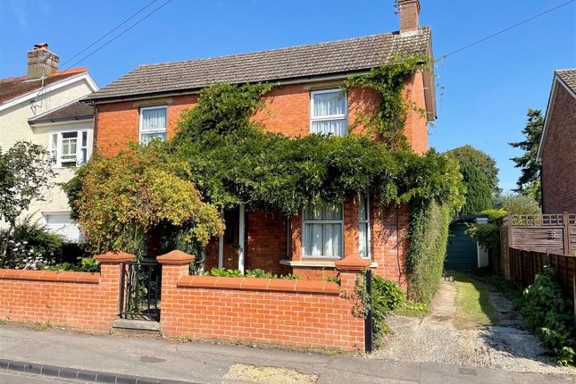 Thumbnail Detached house for sale in Falkland Road, Newbury