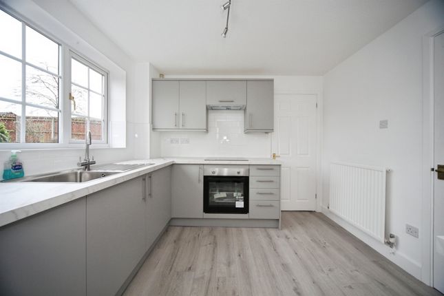 18, Beckbury Close, Luton photo 3