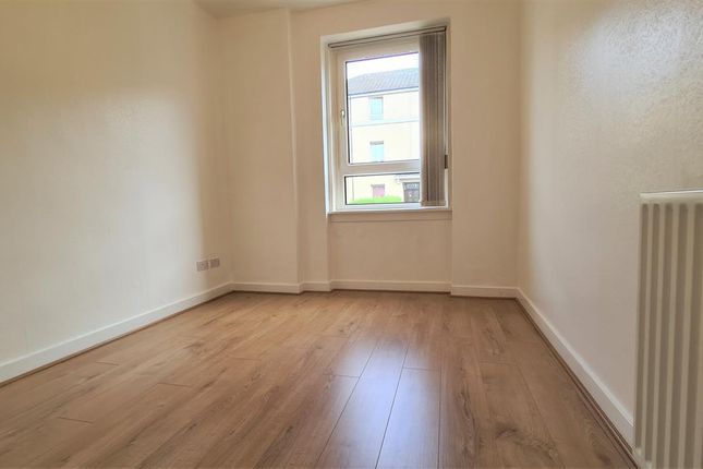 Flat to rent in Salen Street, Craigton, Glasgow