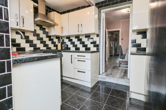 64, Gibson Road, Birmingham photo 4