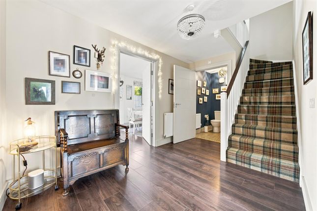 22, Cyprian Drive, Glasgow photo 4
