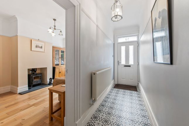 19 Victoria Road, Warrington photo 4