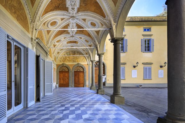 Villa for sale in Via Statale Abetone, San Giuliano Terme, Toscana