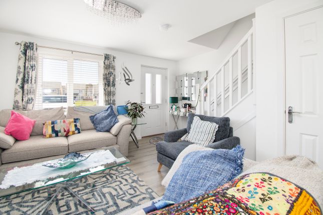 10, Finlay Crescent, Arbroath photo 4