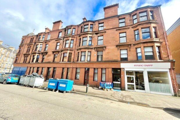 Thumbnail Flat to rent in Barrland Street, Glasgow