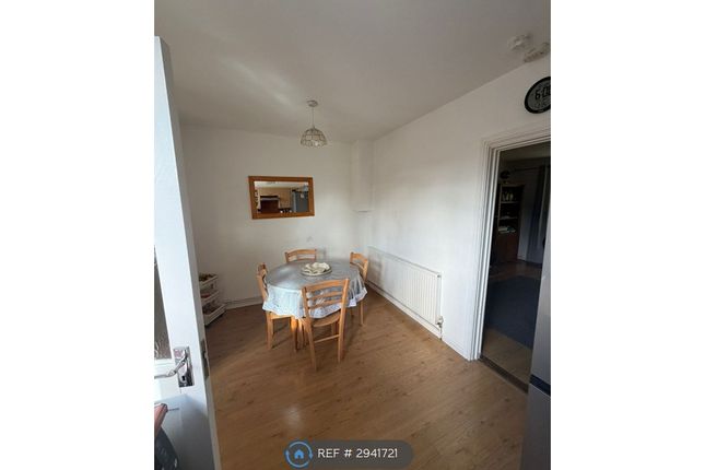 Irchester Road, Rushden photo 5