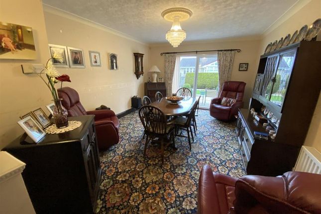 31, Wood View, Doncaster photo 4