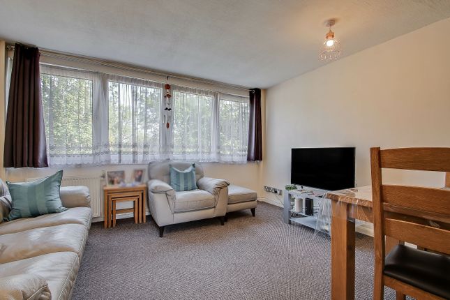 2 Boulters Court, Maybank Avenue, Wembley photo 4