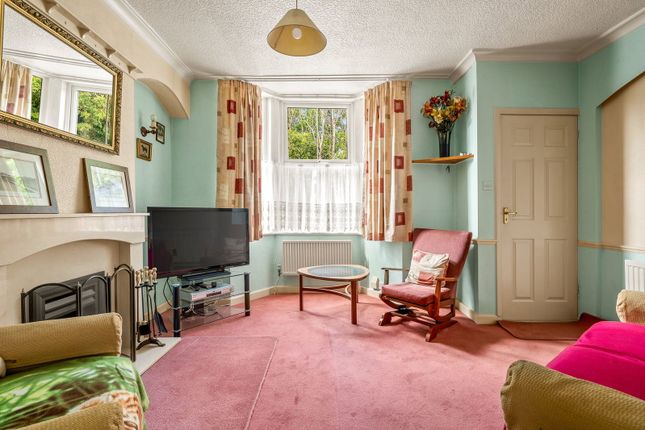 Parkview,3, Langley Vale Road, Epsom photo 3