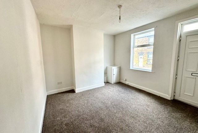 75, Blythe Street, BARNSLEY photo 3