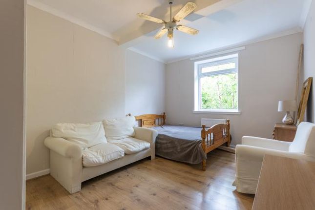 West Pilton Avenue, Edinburgh, EH4, Edinburgh photo 4