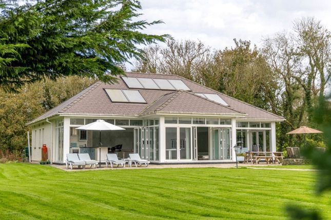Pool House