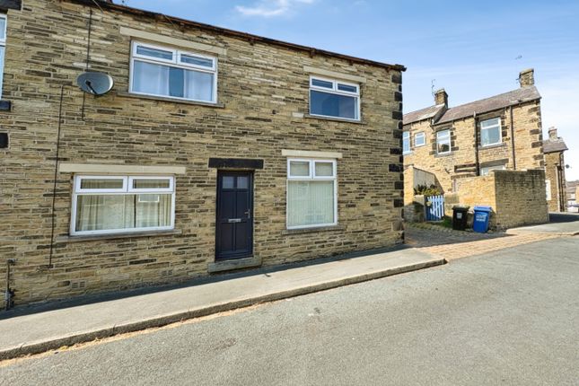 61, Russell Street, Skipton photo 2