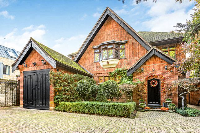 Thumbnail Detached house to rent in Princes Way, Wimbledon, London