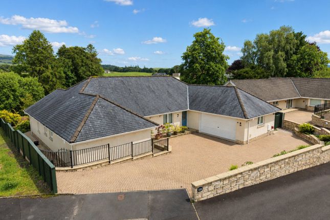 4-bed house on 19, Meadow Bank, Moffat, £475,000