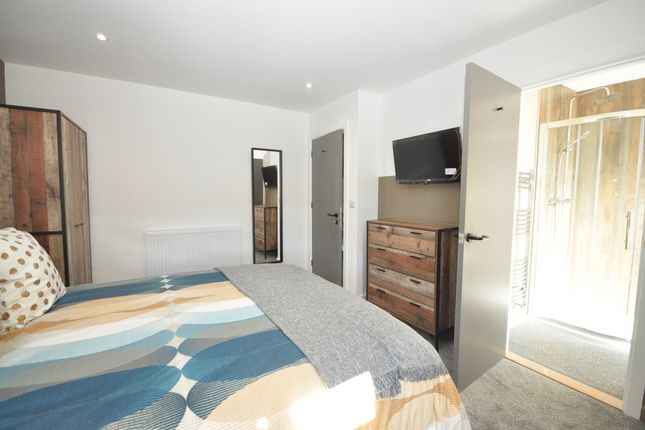 Room to rent in St. Chads Avenue, Portsmouth