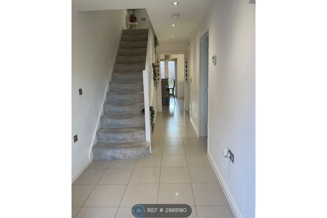 Carew Court, Kingsmead, Milton Keynes photo 5