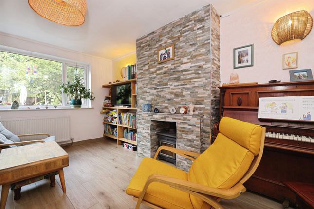 5, Broadlands Close, Salisbury photo 4