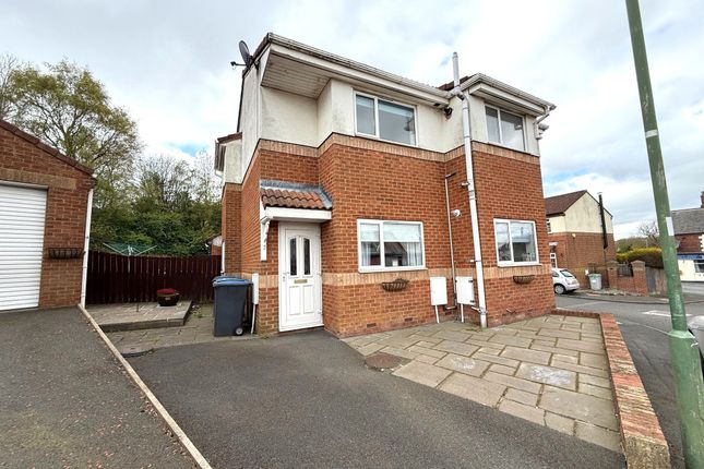 2-bed house on A 7, Kip Hill Court, Stanley, £79,950