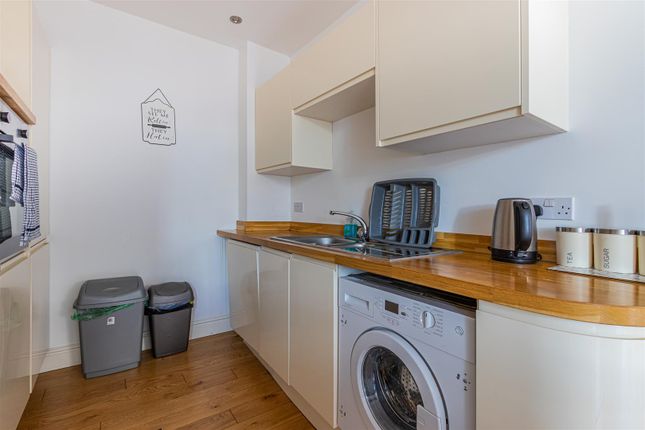 Rear Flat, 42, Llantrisant Road, Cardiff photo 3