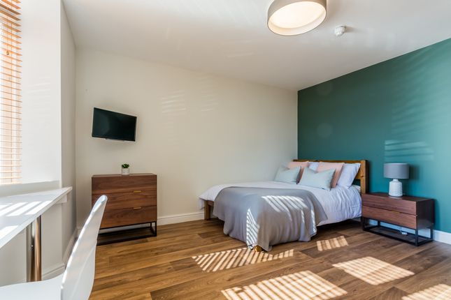 St Hilds Flat 1 Bedroom 12