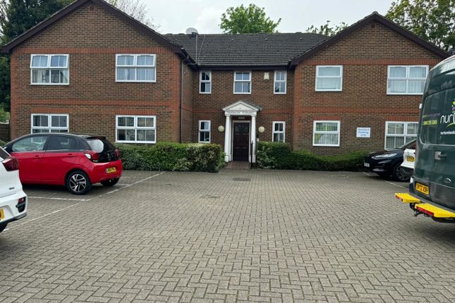 Flat for sale in New Heston Road, Heston, Hounslow