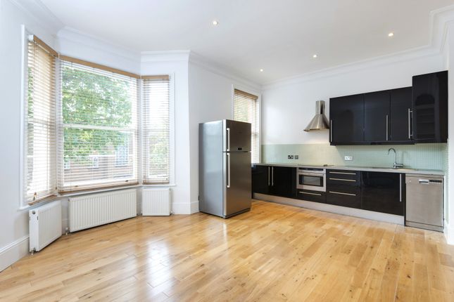 Thumbnail Flat to rent in Parliament Hill, London