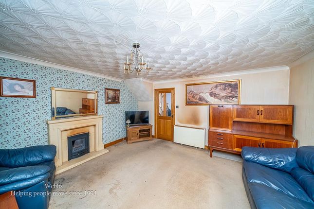 20, Chasewater Way, Cannock photo 3