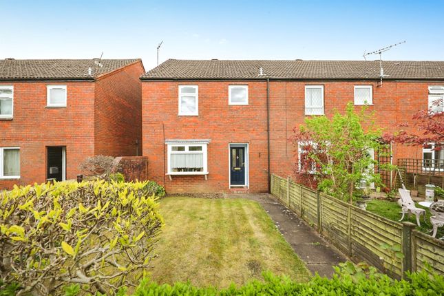 End terrace house for sale in Cater Road, Lane End, High Wycombe