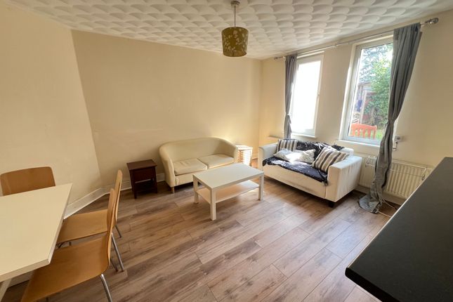 47 Harefield Road, Swaythling, Southampton photo 4