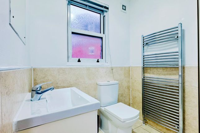 Broadlane , London photo 2