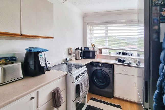 Flat 15, 18 St. James Walk, Leeds photo 4