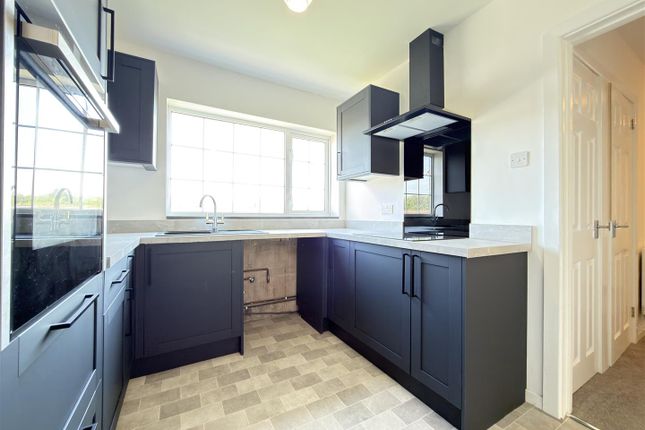 23, Jessop Close, Leicester photo 3
