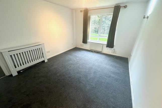 Flat 51, Birmingham photo 3