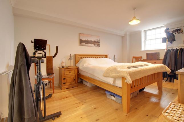 Flat for sale in Pridays Mill, Commercial Road, Gloucester Docks
