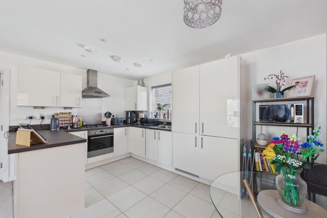 48, Scholars Way, Ashford photo 2