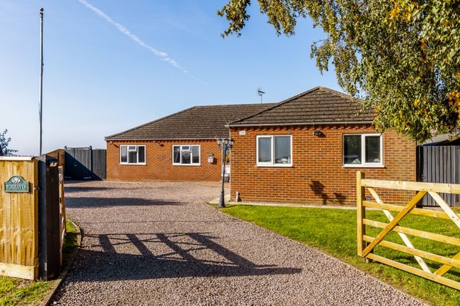 3-bed bungalow on Lambert Bank, Holbeach St. Johns, Spalding, £375,000