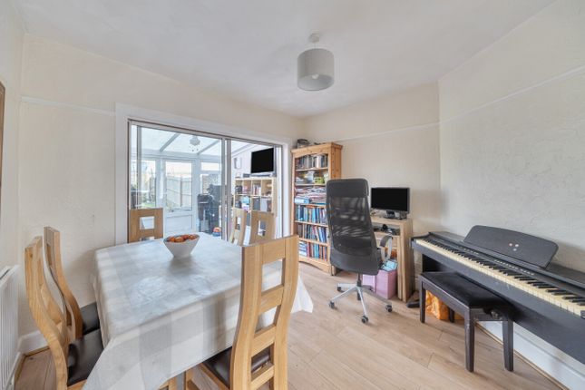 74, Chessel Avenue, Southampton photo 4
