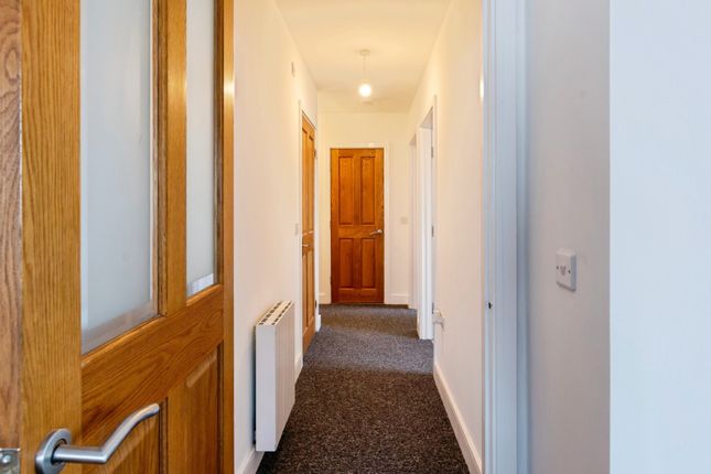 12, Ratcliffe Court, Essex photo 2