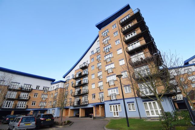 Flat to rent in Napier Road, Reading, Berkshire