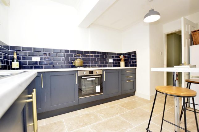 Flat for sale in Adine Road, Plaistow, London