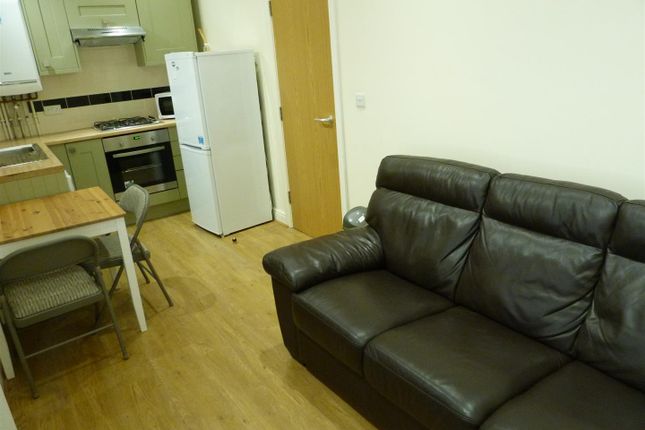 Thumbnail Property to rent in Colum Road, Cathays, Cardiff