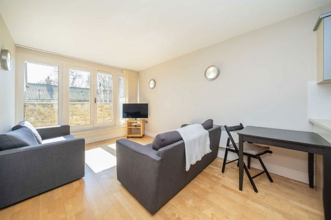 Apartment 1, 2, Prince Of Wales Terrace, London photo 2