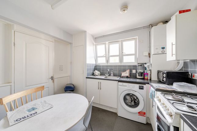 Flat 23, Falstaff Court,, Opal Street, London photo 4